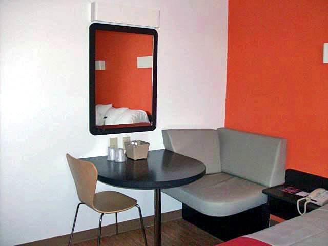 Motel 6-Miami, Fl Дорел Номер фото